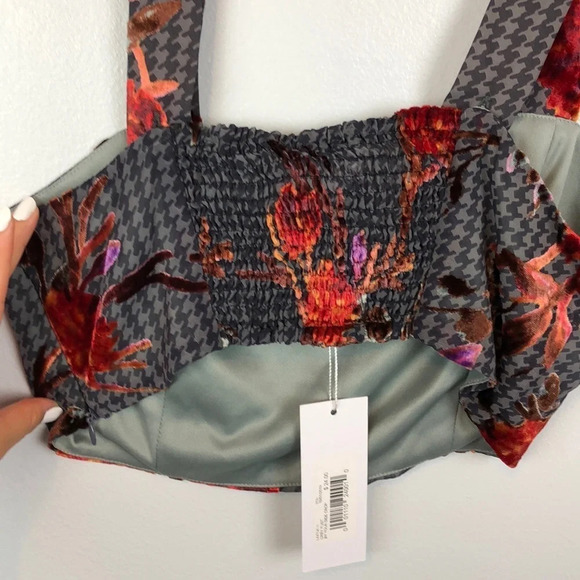 Sage The Label New Women’s Small Gray Rust Print Crop Top - Picture 9 of 11